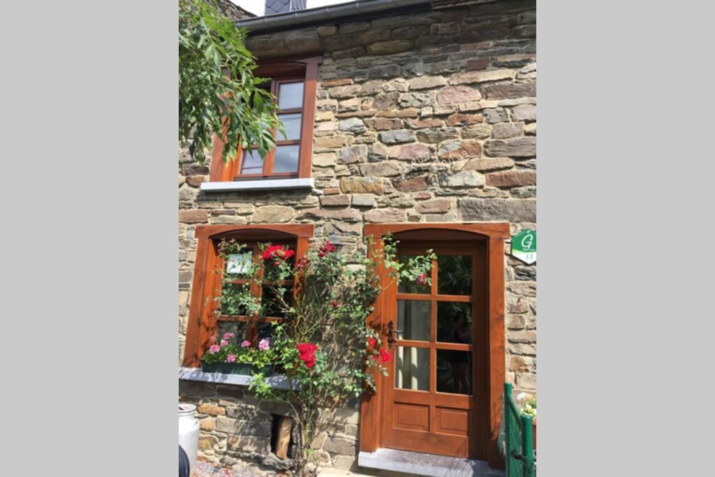 Vieux Logis Een Prachtige Ardeense Vakantiewoning 瑟穆瓦河畔夫雷斯 外观 照片